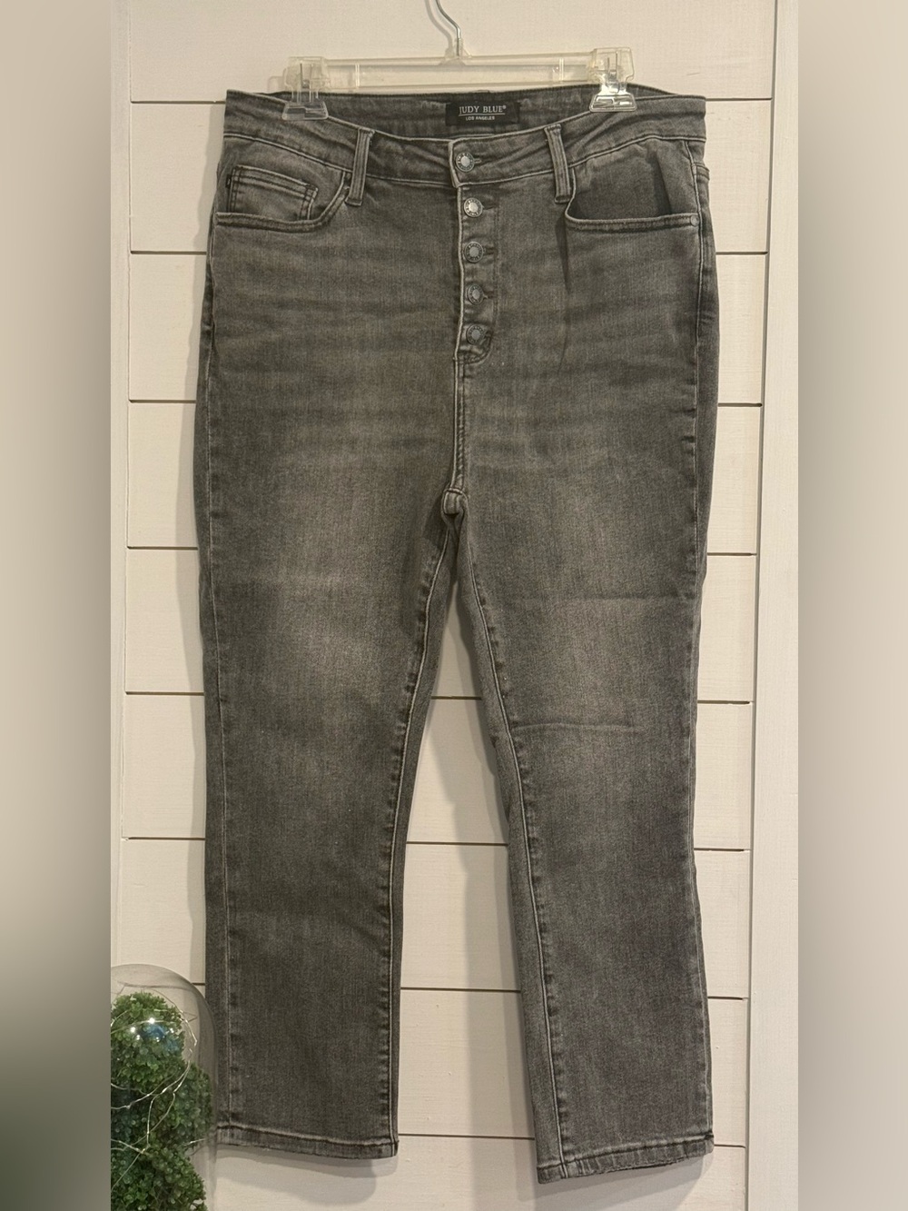 Judy Blue High Rise Button Fly Cropped Jeans 🖤